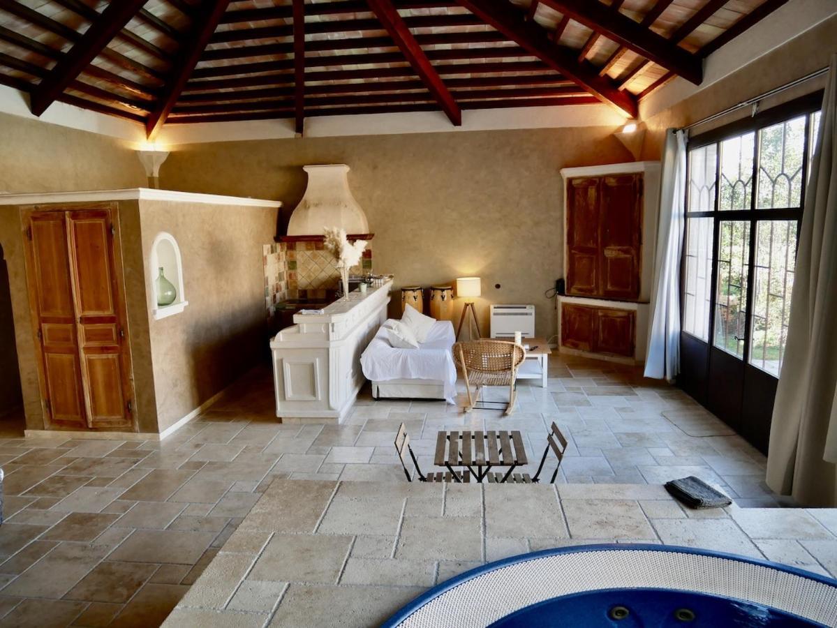 Готель Le Pool House - Private Jacuzzi - Mas Des Sous Bois Ventabren Екстер'єр фото