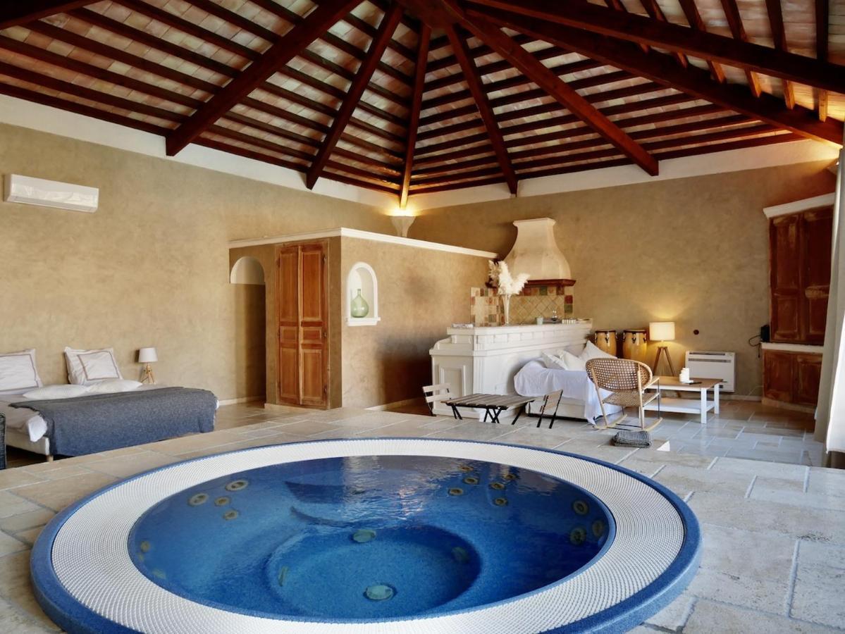 Готель Le Pool House - Private Jacuzzi - Mas Des Sous Bois Ventabren Екстер'єр фото